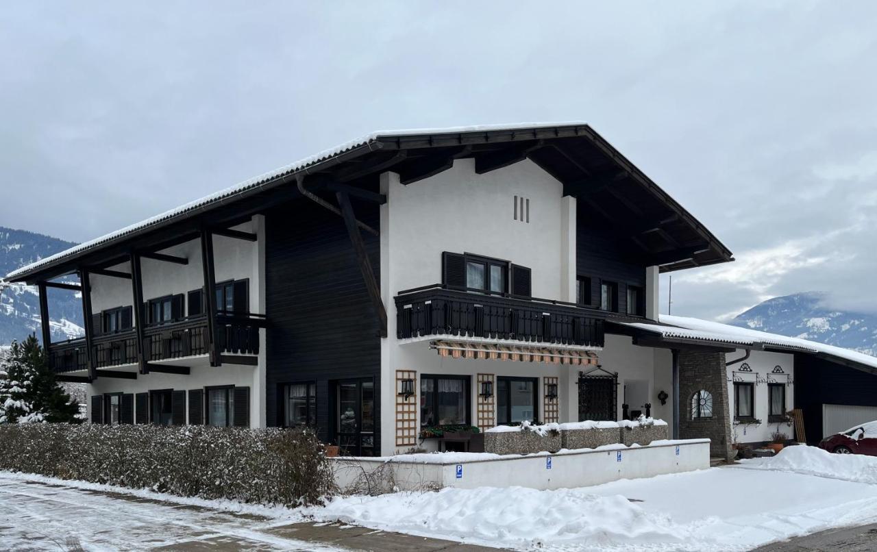 Bel'Vue Bed & Breakfast Lienz Bagian luar foto